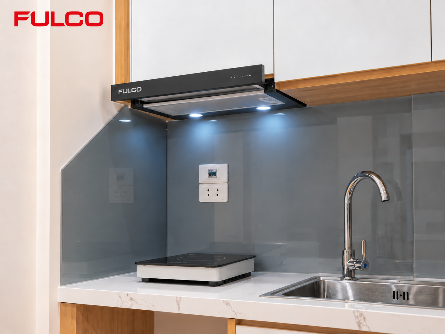 Bếp từ đơn v&agrave; m&aacute;y h&uacute;t m&ugrave;i FULCO tại c&ocirc;ng tr&igrave;nh Ngọc H&agrave;